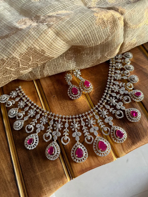 Stunning necklaces and pendants with ruby and diamond combinations for a luxurious effect-Tanishq AD Bridal Necklace