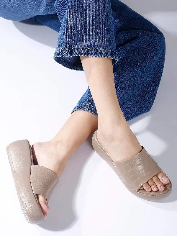 Comfortable sandals for women with padded straps and soft footbed for long wear-Women Chikoo Textured Open Toe Wedge Heels