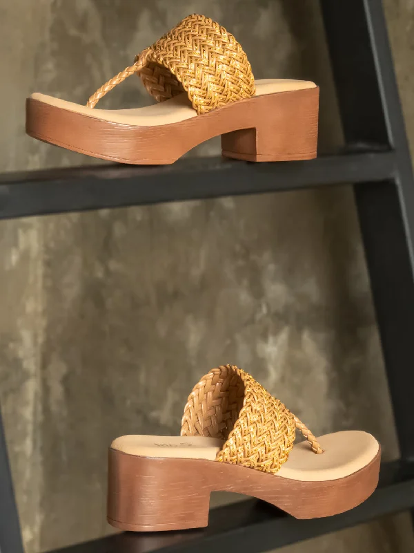 Comfortable sandals for men with cushioned footbed and water-friendly design-Women Chikoo Textured Open Toe Platform Heels