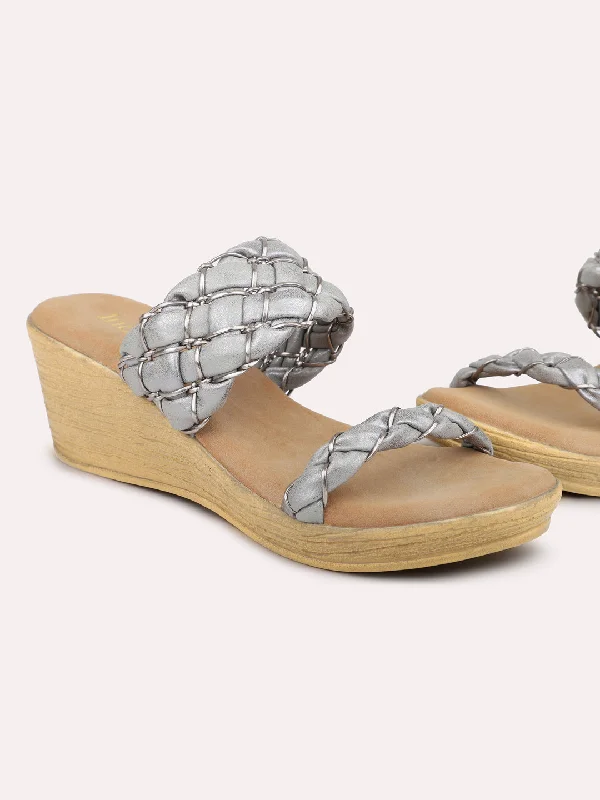 Comfortable sandals for women with elastic straps and lightweight construction for ease-Women Pewter Textured Wedge Heels