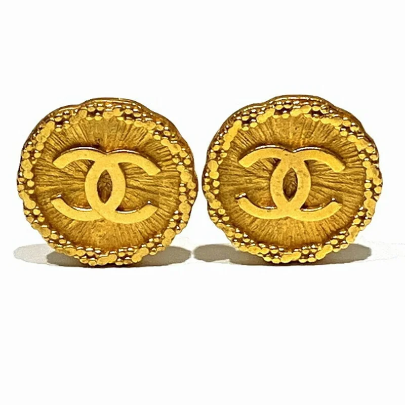 Triangular Drop Earrings for Edge -Chanel  Metal Clip Earrings (Pre-Owned)