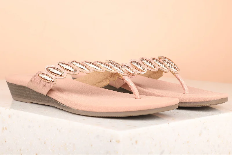 Comfortable sandals for women with elastic straps and lightweight construction for ease-Women Peach Wedge Heels