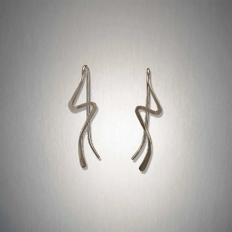 Hoop earrings with hearts for a sweet and romantic gesture-2937 - Minimalist Threader - Lightning