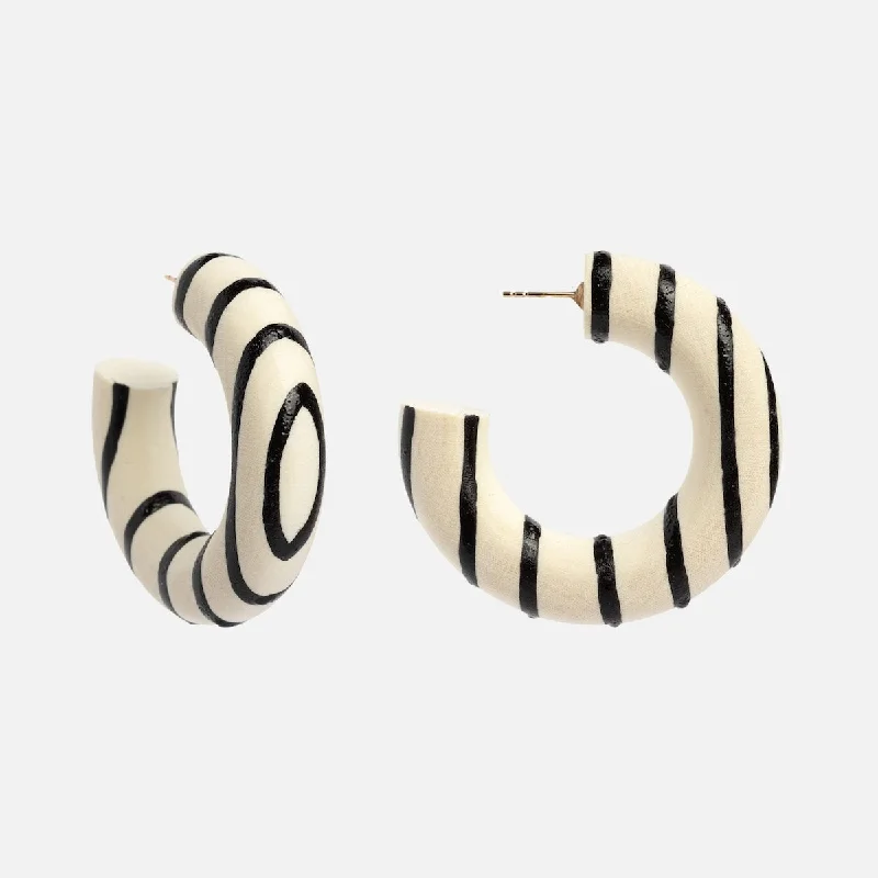 Best hoop earrings with crescent-shaped designs for a bold, moon-inspired style-Agnes Small Chunk Earrings