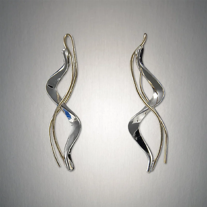 Hoop earrings with enamel stripes for a colorful and eye-catching design-E26 - Tango Threader