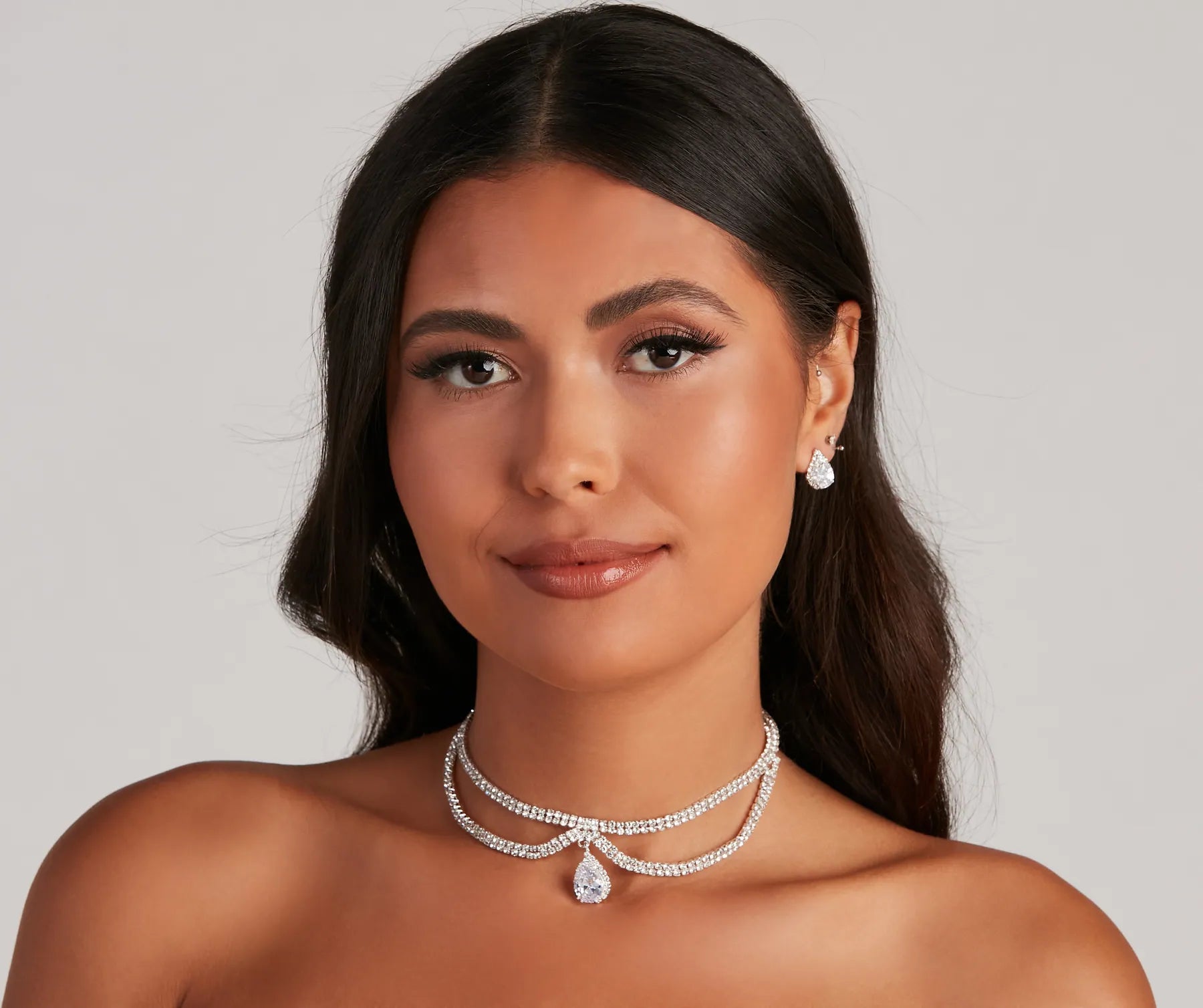 Beautiful necklaces and pendants with diamond halo settings for extra brilliance-A Glamorous Vibe Cubic Zirconia Jewelry Set